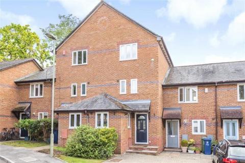 3 bedroom property to rent, Anne Greenwood Close, Iffley, OX4