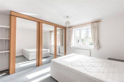 3 bedroom property to rent, Anne Greenwood Close, Iffley, OX4