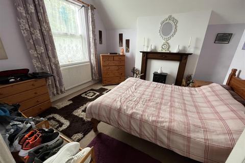 2 bedroom flat for sale, Abergele Road, Colwyn Bay