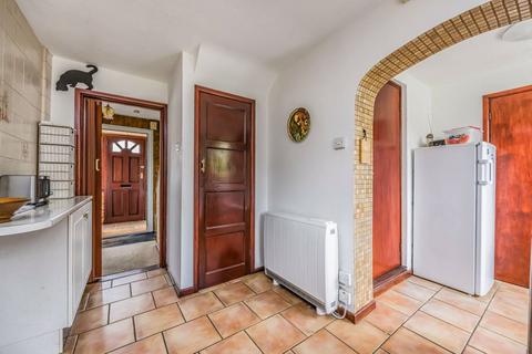 2 bedroom semi-detached house for sale, Manor Way, Southbourne