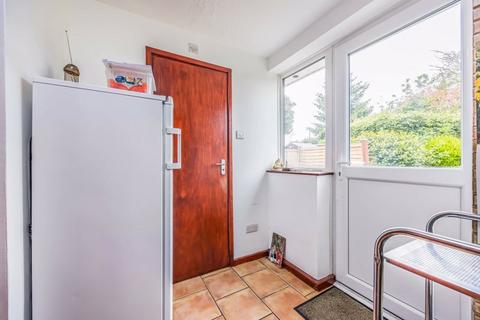 2 bedroom semi-detached house for sale, Manor Way, Southbourne