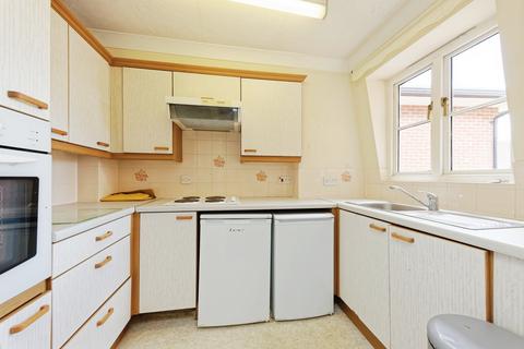 1 bedroom apartment for sale, Barton Mill Court, Canterbury CT2