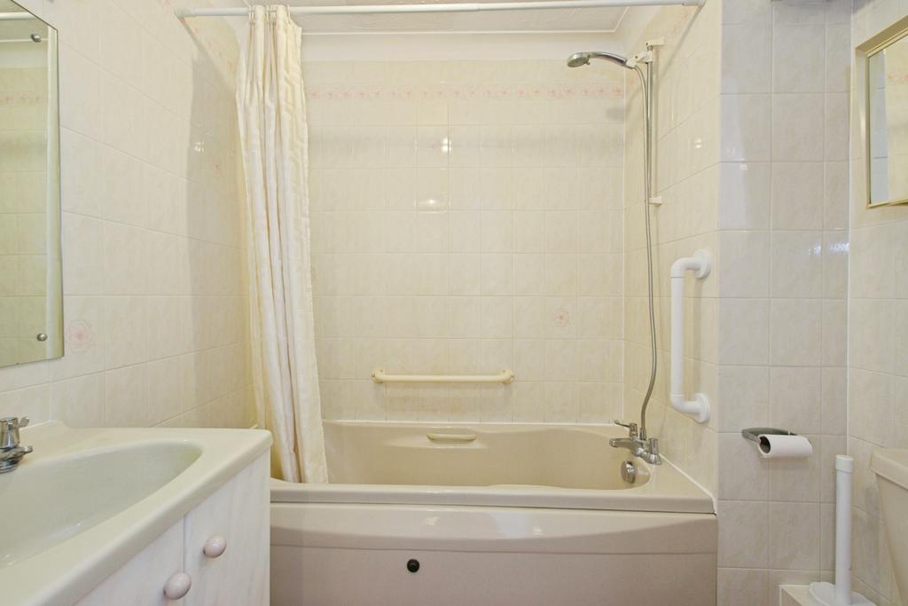 Bath room