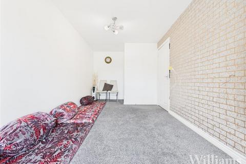 undefined, Nicholas Charles Crescent, Aylesbury HP18