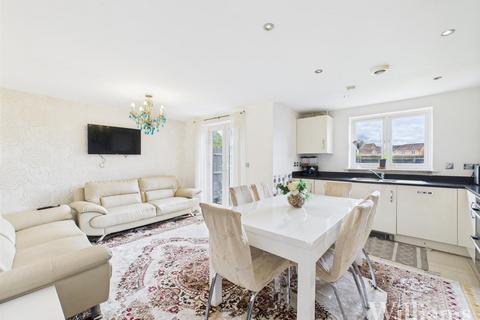 undefined, Nicholas Charles Crescent, Aylesbury HP18