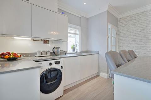 7 Brecklands, Rotherham, S60 4JL