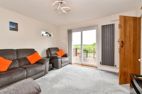 2 bedroom bungalow for sale, Highlands Avenue, Uckfield TN22