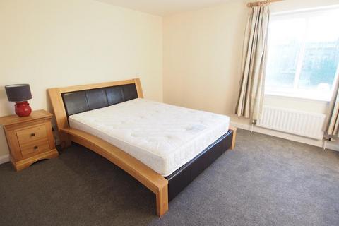 2 bedroom flat to rent, Links Road, Second Left, AB24