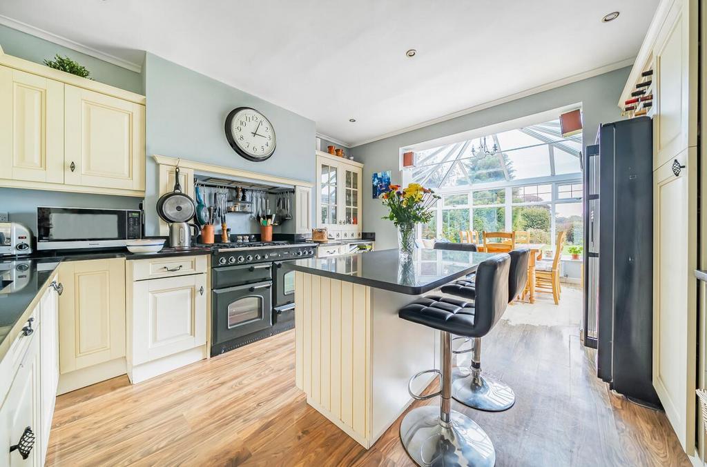 Kitchen/Breakfast