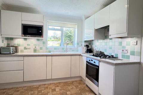 8 Canons Way, Steyning, BN44 3SS