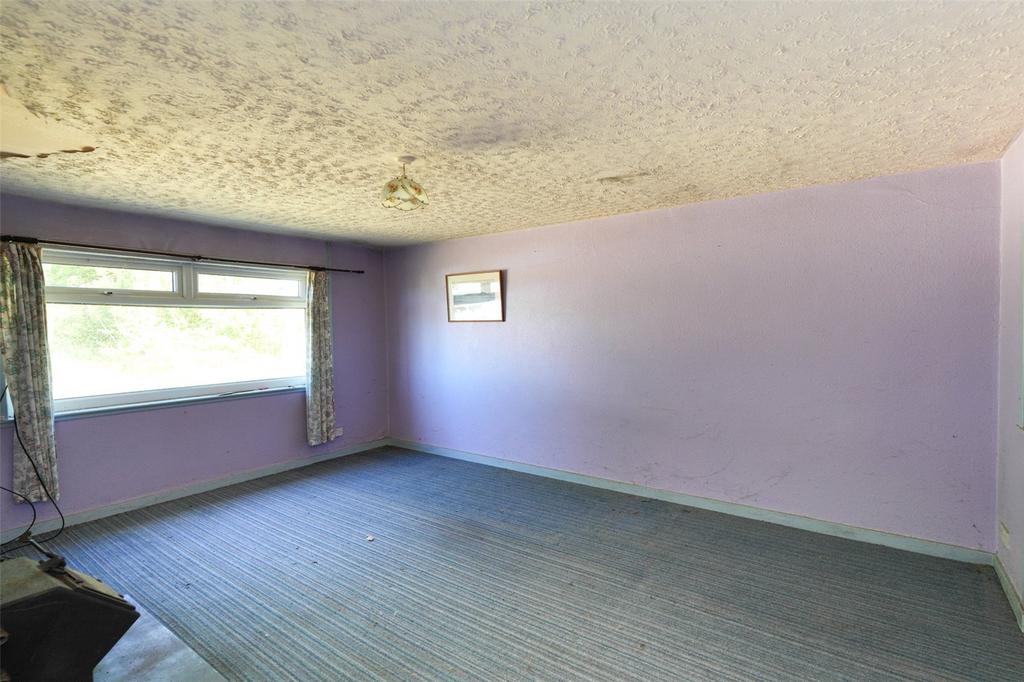 2 Breoch Living Room