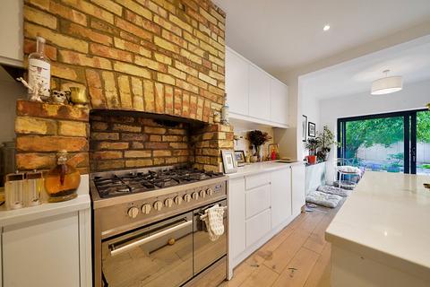 25 Maplethorpe Road, Thornton Heath, CR7 7LZ