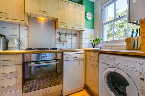 2 bedroom flat to rent, Chepstow Road, London