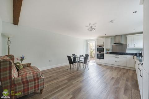 3 bedroom detached house for sale, 1a, Fairlawn Road, Tadley RG26