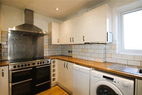 4 bedroom semi-detached house for sale, Maple Way, Hooley, Surrey, CR5