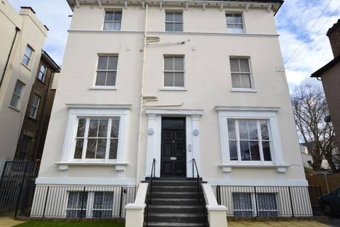 Lennard Road, Croydon, CR0