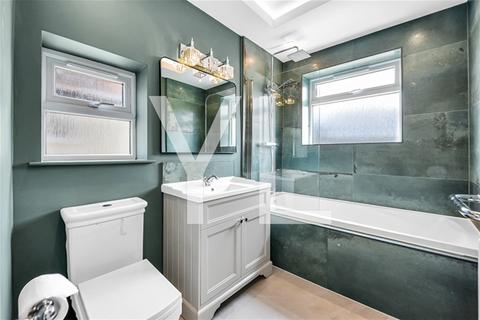 undefined, Shooters Hill Road, London