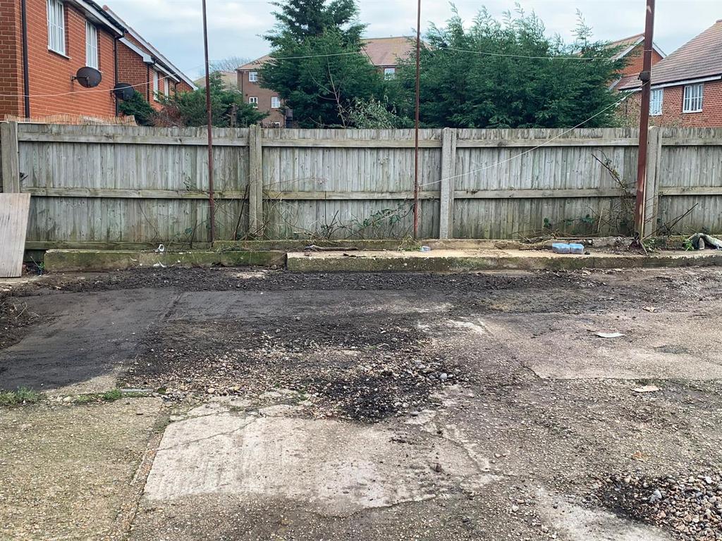 VINE SQ PHOTO AFTER WARDS 16 DEC 24.jpg