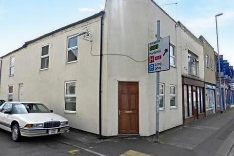 2 bedroom flat to rent, Liverpool Road, Stoke, Stoke-on-Trent, ST4 1AQ