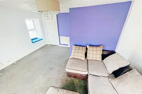2 bedroom flat to rent, Liverpool Road, Stoke, Stoke-on-Trent, ST4 1AQ
