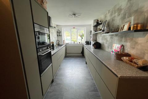 2 bedroom terraced house for sale, Wern Road, Ystalyfera, Swansea