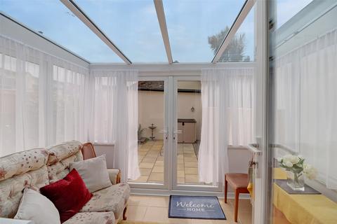 2 Brahms Way, Barnstaple, EX32 8AH