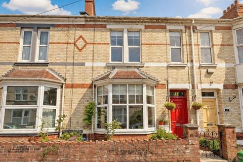 3 bedroom terraced house for sale, Coronation Street, Barnstaple, EX32