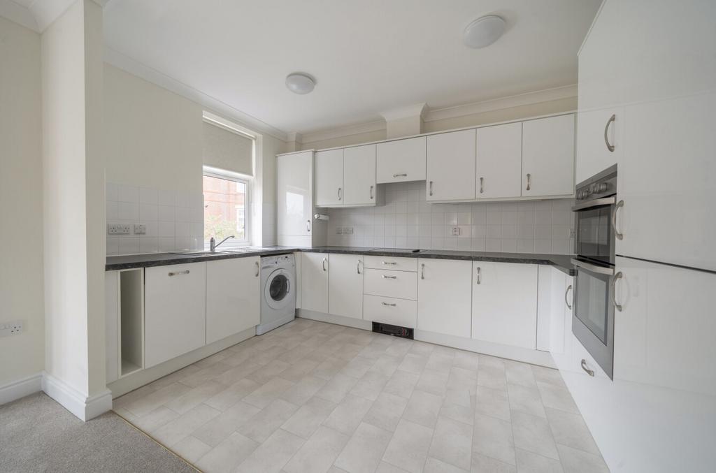 1304109-7-68432f6...