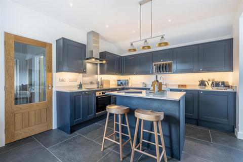 6 bedroom detached house for sale, Newmill, Penzance