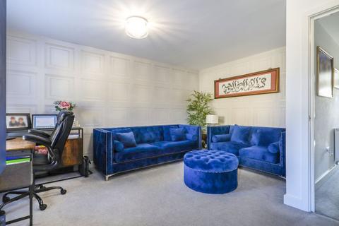 4 bedroom semi-detached house for sale, Plumpton Crescent, West Yorkshire WF10