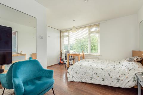 3 Bennetts Close, Colney Heath, St Albans, AL4 0PU
