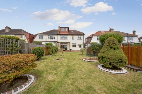 4 bedroom semi-detached house for sale, The Byeways, Surbiton KT5