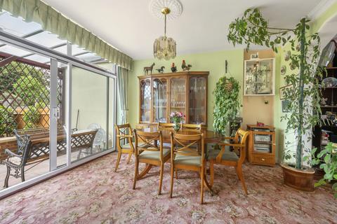 4 bedroom semi-detached house for sale, The Byeways, Surbiton KT5
