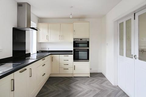 3 bedroom end of terrace house to rent, Waldegrave Road, Cumbria CA2