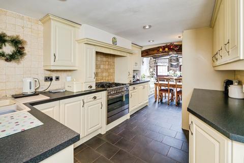 3 bedroom detached house for sale, Doncaster Road, Hooton Roberts, Rotherham, South Yorkshire, S65