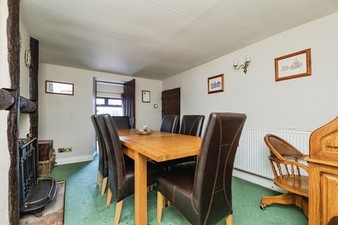 3 bedroom detached house for sale, Doncaster Road, Hooton Roberts, Rotherham, South Yorkshire, S65