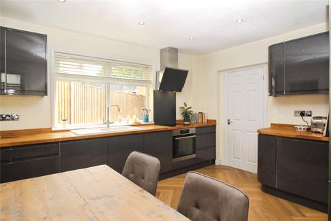 3 bedroom terraced house for sale, Church Street, Hinckley LE10