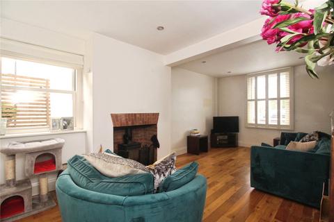 3 bedroom terraced house for sale, Church Street, Hinckley LE10