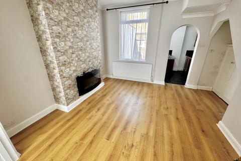 2 bedroom terraced house to rent, Hibernia Street, North Yorkshire YO12