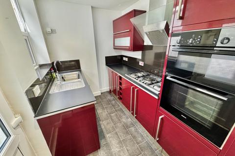 2 bedroom terraced house to rent, Hibernia Street, North Yorkshire YO12