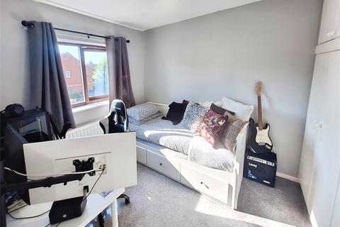16 Thorncliffe Way, Nuneaton, CV10 0XT