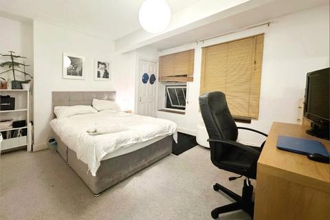 5 bedroom terraced house to rent, Southampton, Hampshire SO14