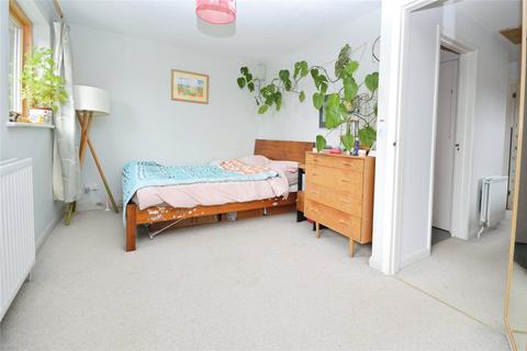 31 Cedar Avenue, Twickenham, TW2 7HD