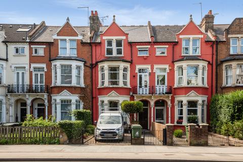 2 bedroom flat to rent, Poynders Road, SW4
