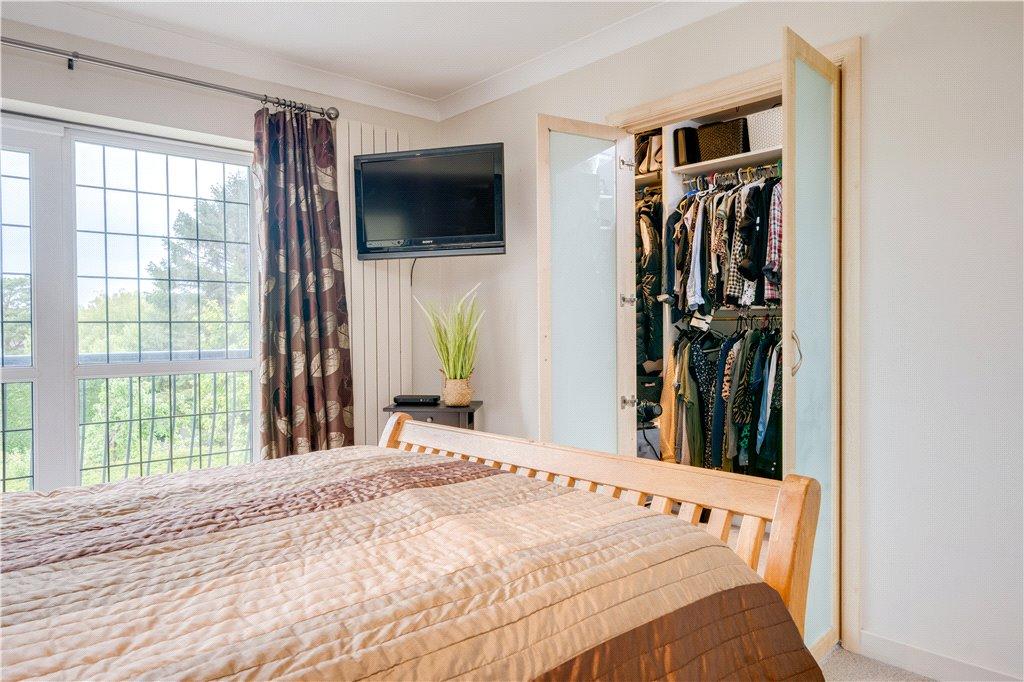 Walk In Wardrobe