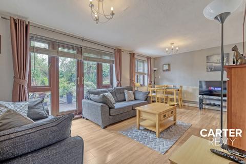 22 Bradshawe Road, Grays, RM16 2EA