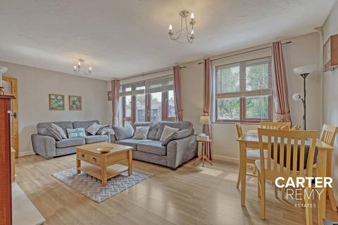 22 Bradshawe Road, Grays, RM16 2EA