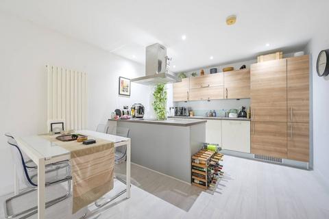 2 bedroom flat for sale, 18, Mostyn Grove, Bow E3