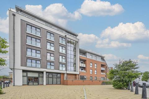 18, Mostyn Grove, Bow E3