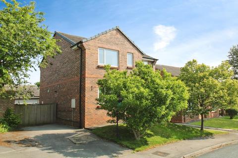 4 bedroom detached house for sale, Kings Mead, Ripon